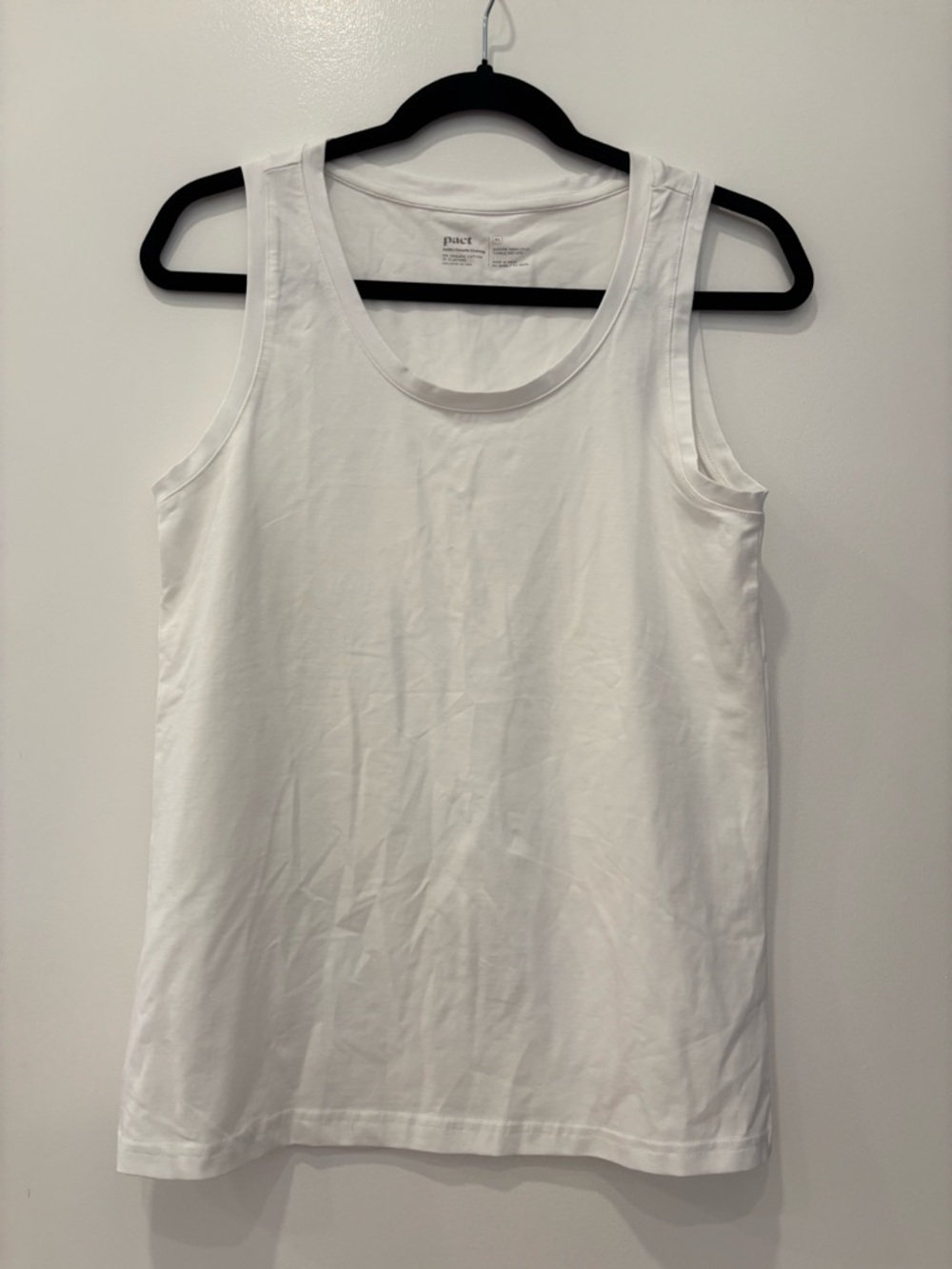 NWOT Pact Organic Cotton Luxe Essential Scoop Neck Classic Tank soft lightweight